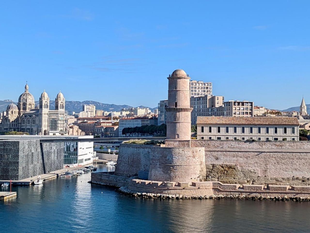 Du Cote Du Vieux Port & Mucem - Central マルセイユ エクステリア 写真